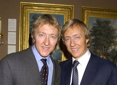 Leigh and Leslie Keno .